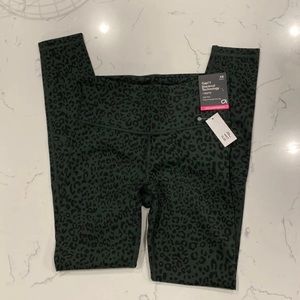 NWT gapfit leggings in XS
